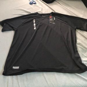 Men's under armour tee shirt large black